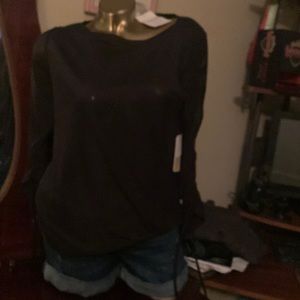 Reba Desert Road woman’s black blouse